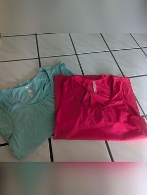 Set of 2 SOFRA Scoop Neck Tank Tops - Mint& Hot Pink